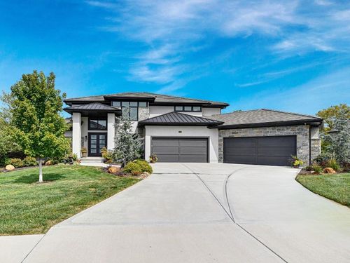 25260 104th Pl, Olathe, KS, 66061-7436 | Card Image