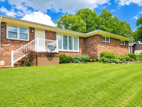 116 Summers Street, Cedar Bluff, VA, 24609 | Card Image