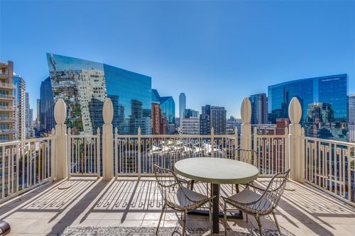 apt-1402-2555 N Pearl St, Dallas, TX, 75201-2247 | Card Image