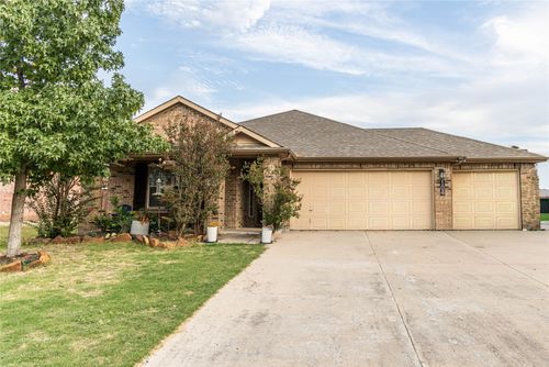 104 Forest Grv S, Princeton, TX, 75407-2679 | Card Image