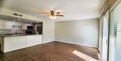apt-605-14777 Wunderlich Dr, Houston, TX, 77069-2877 | Card Image