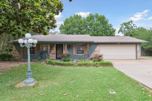 507 Cedar St, Edgewood, TX, 75117-2331 | Card Image