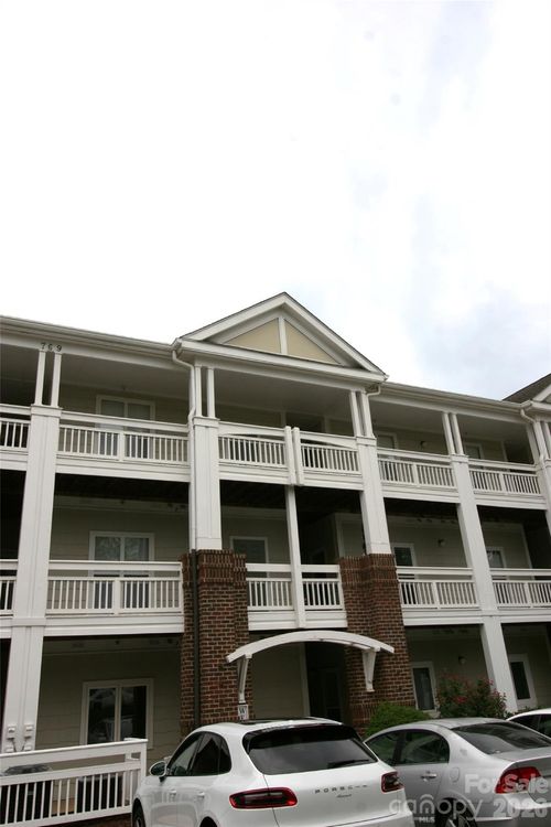 797 Peninsula Dr, Davidson, NC, 28036-7200 | Card Image