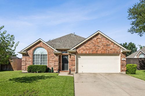 10119 Andre Dr, Irving, TX, 75063-5933 | Card Image