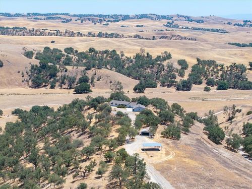 75463 Ranchita Ave, San Miguel, CA, 93451 | Card Image