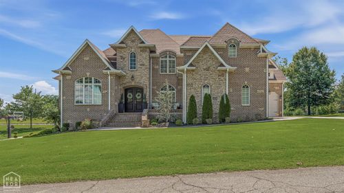 1803 Rogers Dr, Paragould, AR, 72450-7487 | Card Image