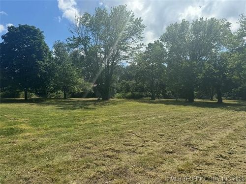 433 Terry St, Stilwell, OK, 74960-4910 | Card Image