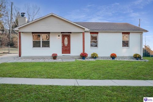858 Shelby Ave, Radcliff, KY, 40160-8806 | Card Image