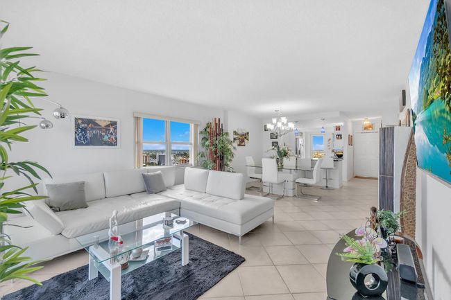 APT-2010 - 750 N Ocean Blvd, Condo with 2 bedrooms, 2 bathrooms and null parking in Pompano Beach FL | Image 30