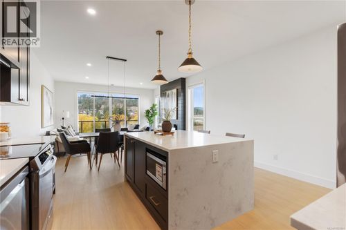 613 Madrona Place, Langford, BC, V9B6C6 | Card Image