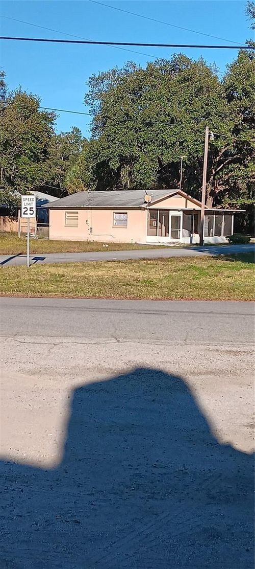 4702 Cr 304, Lake Panasoffkee, FL, 33538-3313 | Card Image