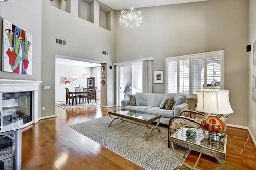 unit-1-574 Dovecote Ln, Livermore, CA, 94551-6398 | Card Image