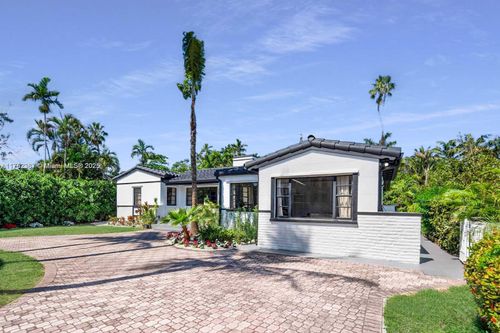 118 E 3rd Ct, Miami Beach, FL, 33139-5111 | Card Image