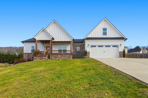 80 Play House Dr, Ringgold, GA, 30736-3487 | Card Image