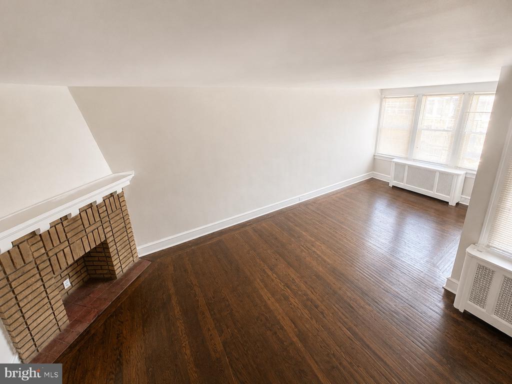 Residential in PHILADELPHIA 4