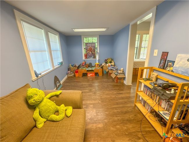 205 Hubbard Street, House other with 5 bedrooms, 3 bathrooms and null parking in Yoakum TX | Image 45
