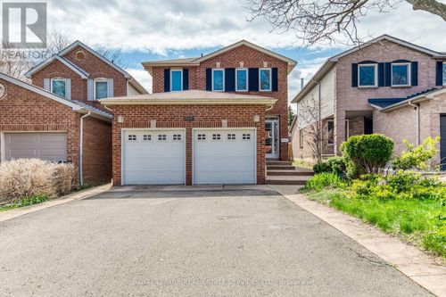 3390 Chartrand Cres, Mississauga, ON, L5L4C4 | Card Image