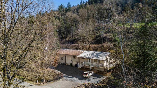2228 Tolmie Road, House other with 3 bedrooms, 1 bathrooms and null parking in Abbotsford BC | Image 3