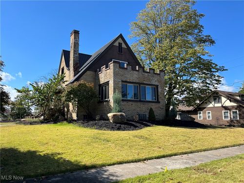 593 Dewey Ave, Cadiz, OH, 43907-1013 | Card Image