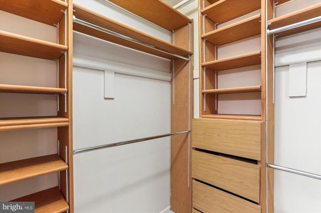 1-424 - 15101 Interlachen Dr, Condo with 2 bedrooms, 2 bathrooms and null parking in SILVER SPRING MD | Image 22