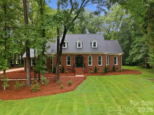 1224 Lago Vista Dr, Matthews, NC, 28104-6217 | Card Image