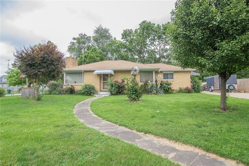 820 Oklahoma Avenue, Mattoon, IL, 61938 | Card Image