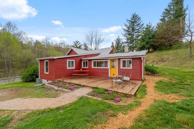 860 Floyd Hwy S, House other with 3 bedrooms, 2 bathrooms and null parking in Floyd VA | Image 6