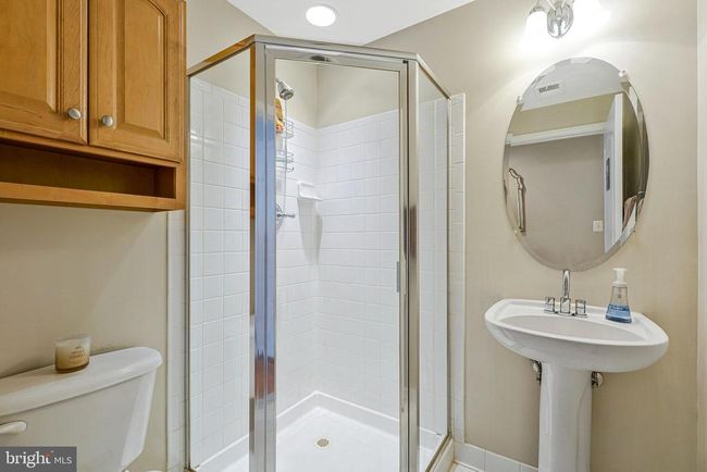 42076 Byrnes View Ter, Townhouse with 3 bedrooms, 4 bathrooms and null parking in ALDIE VA | Image 39
