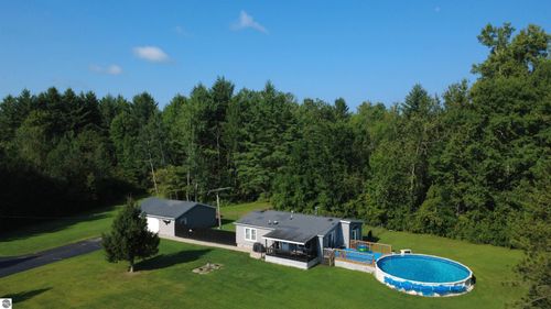 2181 M 33, Alger, MI, 48610-8609 | Card Image