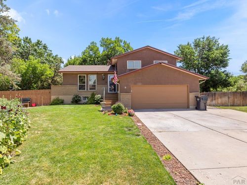 6 Aldrin Ct, Pueblo, CO, 81001-1910 | Card Image