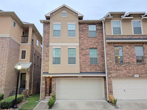 8117 Silverton Creek Ln, Houston, TX, 77040-5152 | Card Image