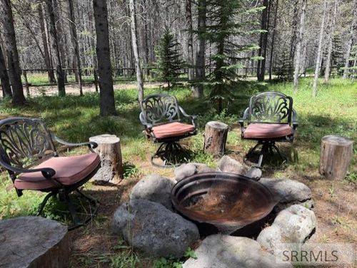 4042 Marlin Dr, Island Park, ID, 83429 | Card Image