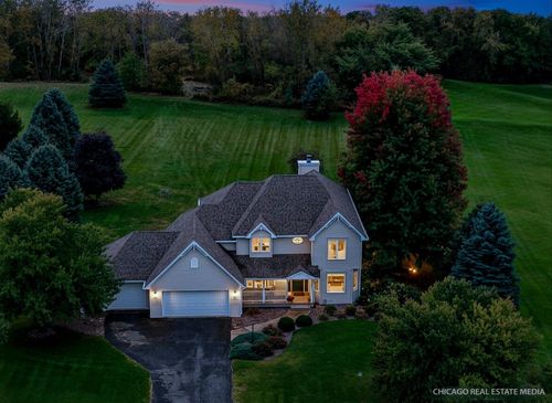 7231 Barngate Dr, South Beloit, IL, 61080-8027 | Card Image