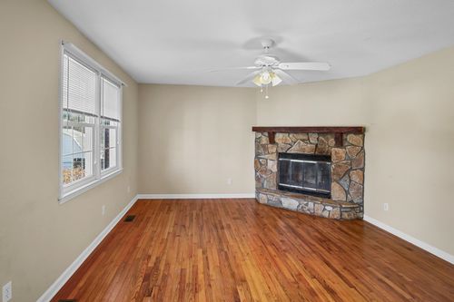 469 Barnwell Rd, Spartanburg, SC, 29303-3912 | Card Image