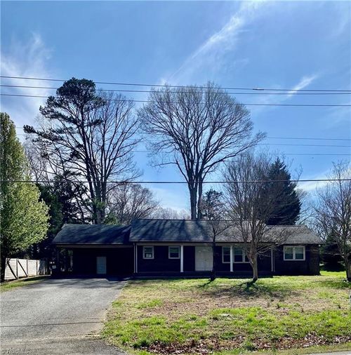 6740 Doral Dr, Tobaccoville, NC, 27050-9564 | Card Image