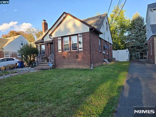 5-09 17th St, Fair Lawn, NJ, 07410-2161 | Card Image