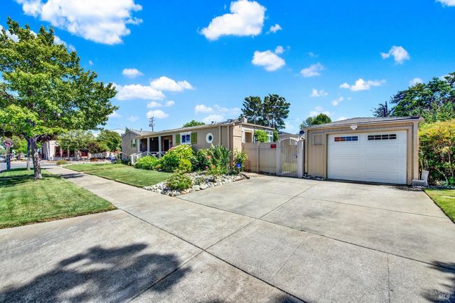 1201 Missouri St, House other with 3 bedrooms, 2 bathrooms and 2 parking in Fairfield CA | Image 4