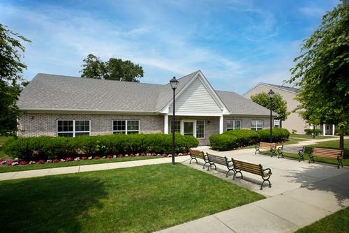 apt-c09-465 New Hwy, Copiague, NY, 11726-1052 | Card Image