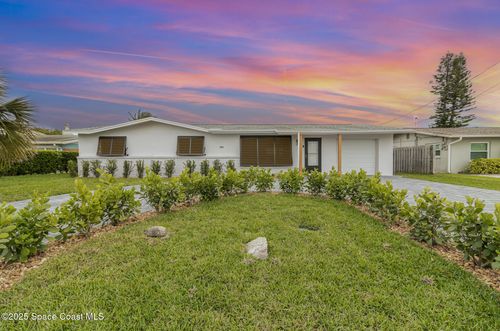 107 Deleon Rd, Cocoa Beach, FL, 32931-2605 | Card Image