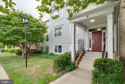 2CB - 6 Normandy Square Court, Condo with 3 bedrooms, 2 bathrooms and null parking in SILVER SPRING MD | Image 2