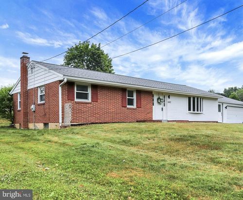 597 Magaro Rd, ENOLA, PA, 17025-2934 | Card Image