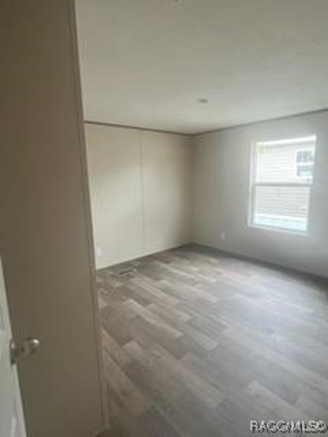 11211 Se 201 St St, House other with 4 bedrooms, 2 bathrooms and 1 parking in INGLIS FL | Image 8