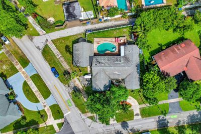 304 N Rainbow Drive, House other with 5 bedrooms, 4 bathrooms and null parking in Hollywood FL | Image 2