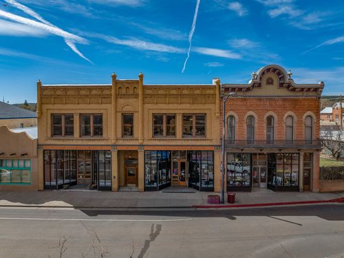 1809 Plaza St, Las Vegas, NM, 87701-3458 | Card Image