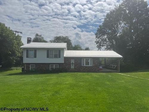 52 Howesville Drive, Tunnelton, WV, 26444 | Card Image