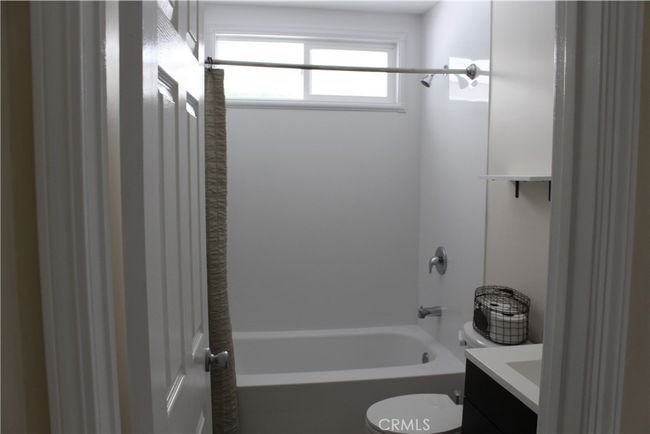 Bathroom | Image 14