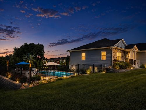 4828 Ironwood Drive, Cedar Falls, IA, 50613 | Card Image