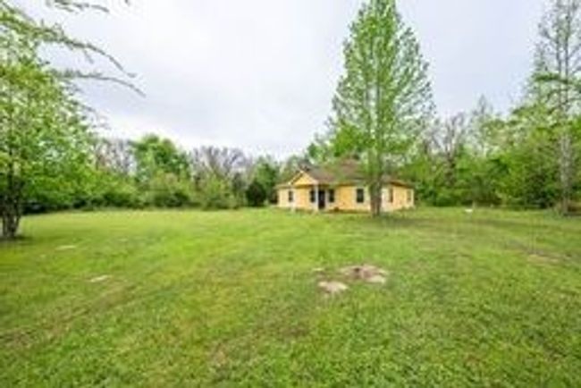 View of yard | Image 12