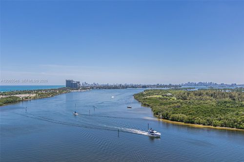 1914-300 Bayview Dr, Sunny Isles Beach, FL, 33160-4773 | Card Image