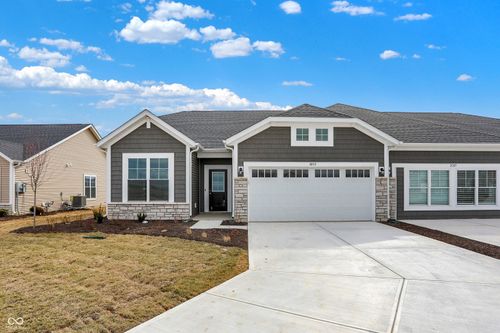 1603 Clover Crossing Dr, Greenfield, IN, 46140-6108 | Card Image